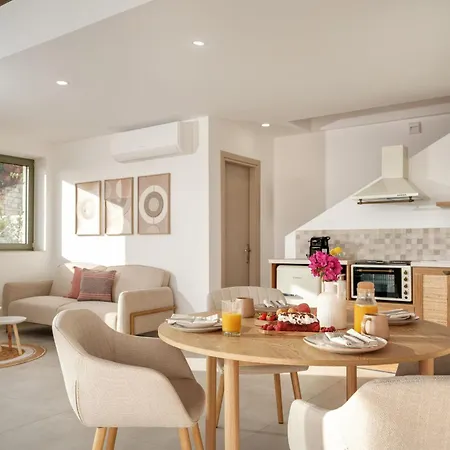 Alýria Sea Side Apartment