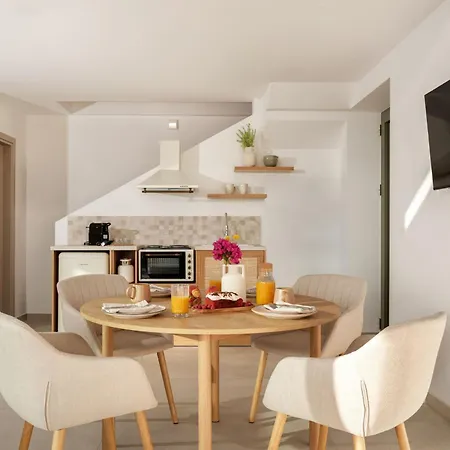 Alýria Sea Side Apartment *